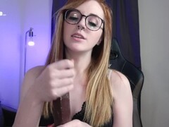Hot redhead gives JOI with cum countdown Thumb