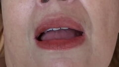 Come and cum on my tits, beautiful stepmom moans after masturbating watching my dick Thumb