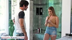 Naughty America - Cadence Lux wants her friendly neighbor'_s cock Thumb