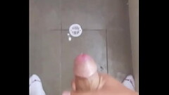 Me saco mucha leche en la ducha Thumb