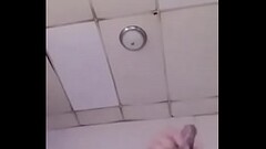 Splash beats his big dick Thumb