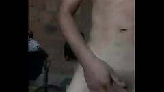 Novinho se depilando &eacute_ batendo punheta ao vivo no cam4 Thumb