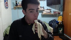 COMIENDO BANANA Y CONTANDO COSAS Thumb
