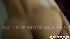 后入骚妇翘臀 美腿 Thumb