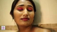 Indian Hot Girl Bathroom Romance - Leaked MMS Thumb